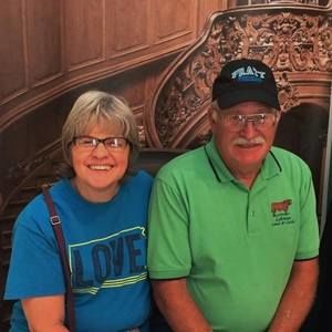 Meet your Posher, Debbie